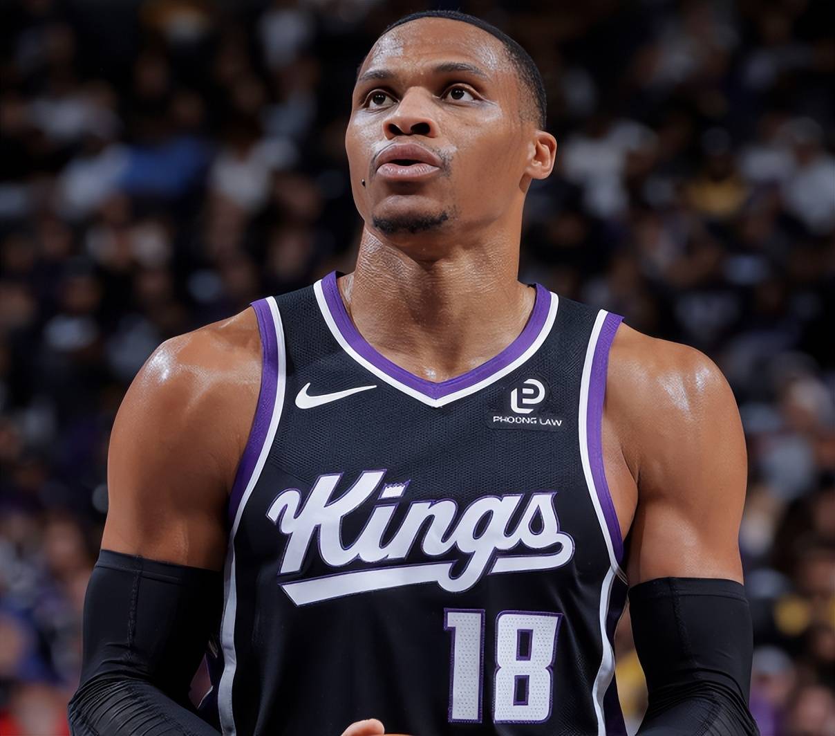 转会期CBA季后赛焦点战；俄克拉荷马雷霆迎来里程碑；气氛紧张；训练强度明显提升的简单介绍-开云电竞